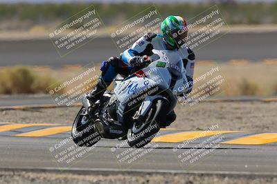 media/Oct-08-2022-SoCal Trackdays (Sat) [[1fc3beec89]]/Turn 14 (1050am)/